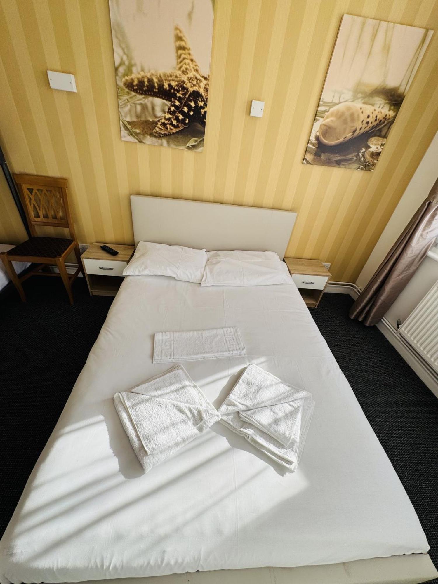 Carlton Court Hotel Eastbourne Cameră foto