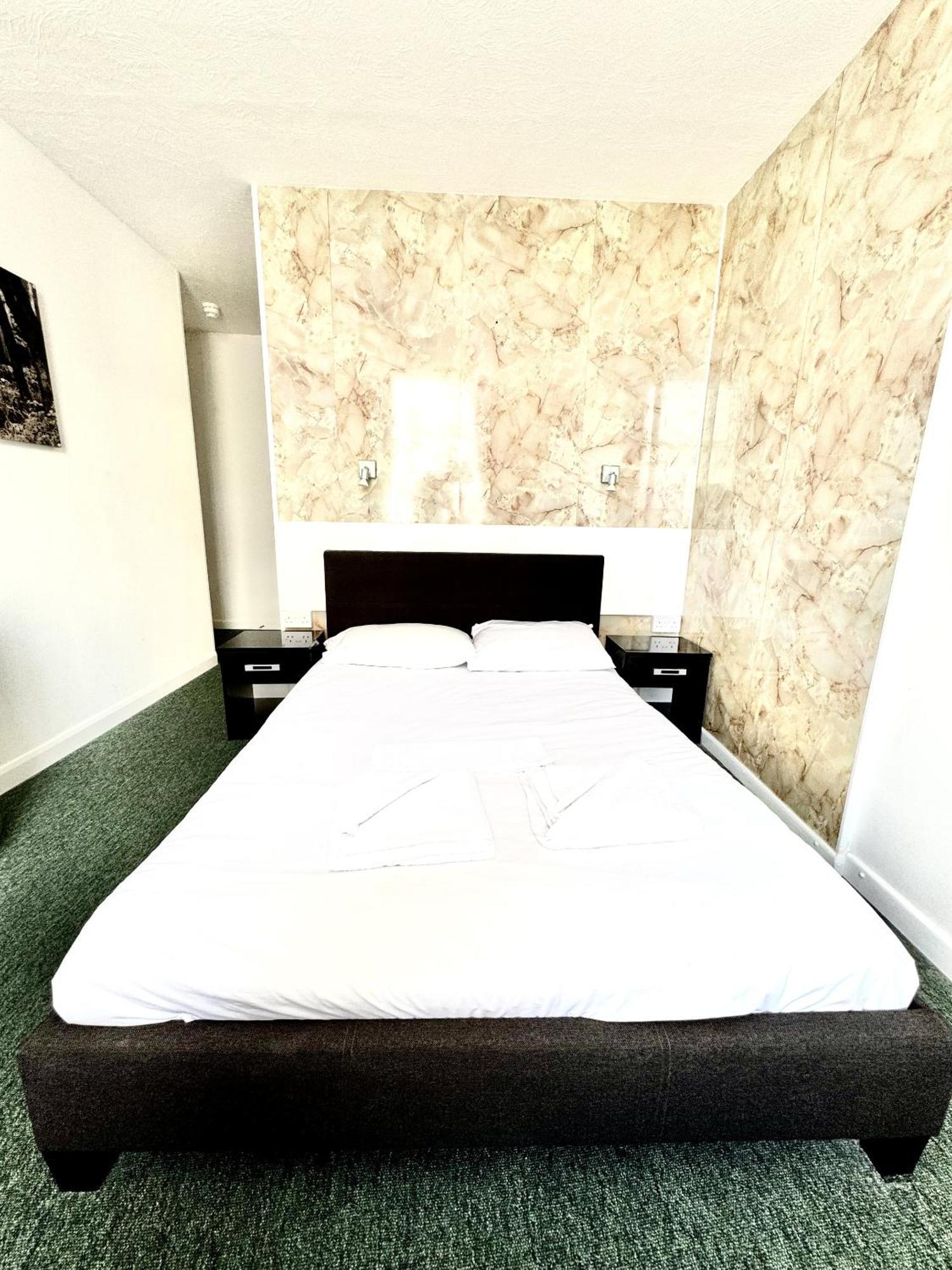 Carlton Court Hotel Eastbourne Cameră foto